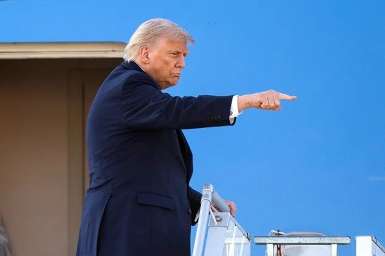 Трамп назвав США «охоронцями» Ормузької протоки й анонсував 20% збір