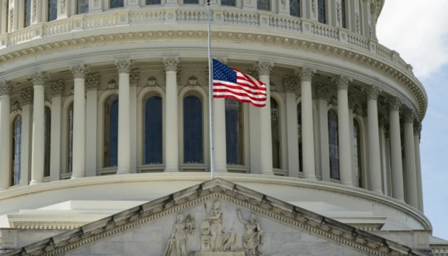 У Сенаті США узгодили пакет санкцій: 500% мита проти РФ і 100% тариф для її покупців
