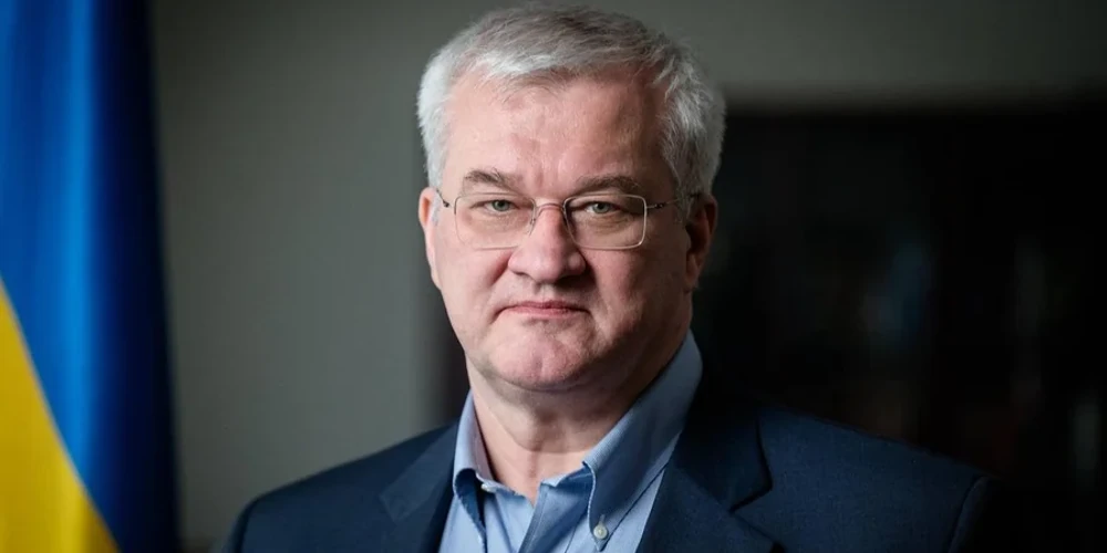 Зеленський підтвердив призначення Зварича і Боднара заступниками глави МЗС