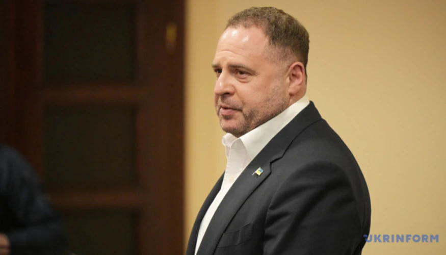 Ухвала ВАКС щодо Єрмака: без браслета, з обов’язками ще на два місяці